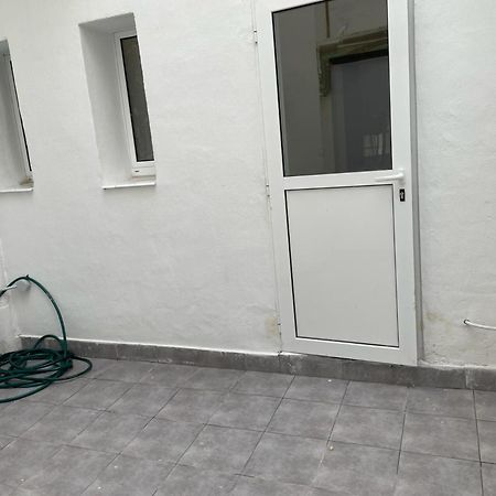 U1 Ap Nuevo, Bien Comunicado Madrid Centro Apartman Kültér fotó