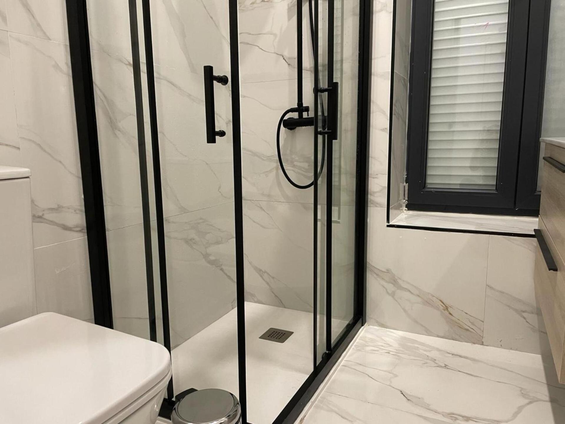 U1 Ap Nuevo, Bien Comunicado Madrid Centro Apartman Kültér fotó